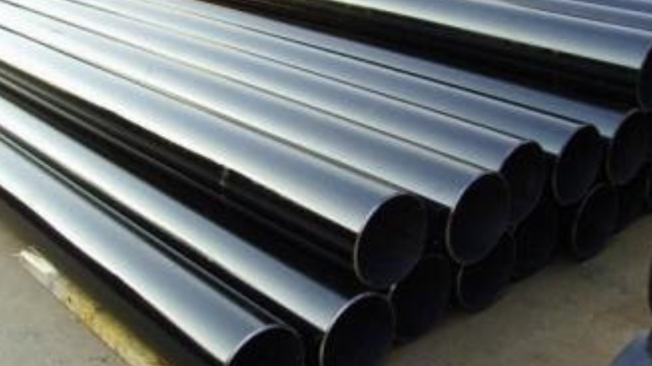 What Mechanical Characteristics Do ASTM A500 Grade C Pipes Have?